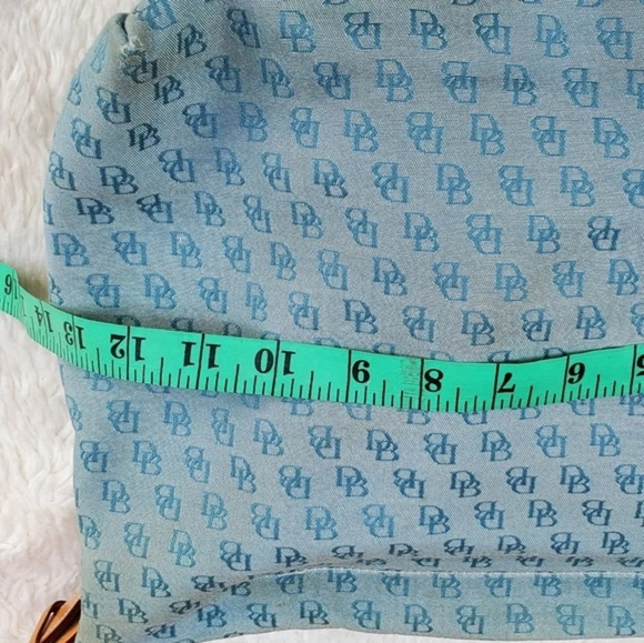 Dooney & Bourke signature shoulder bag - Picture 10 of 13